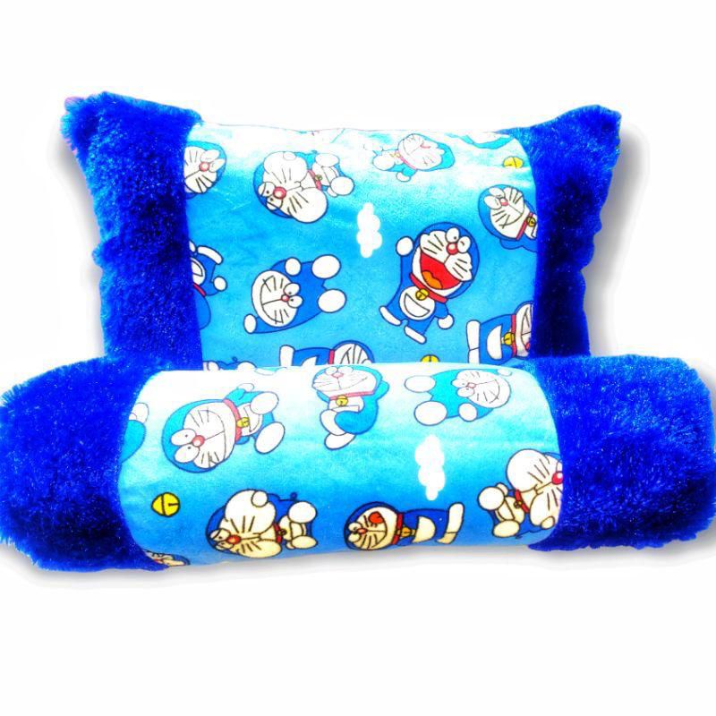 Bantal guling karakter anak Doraemon biru