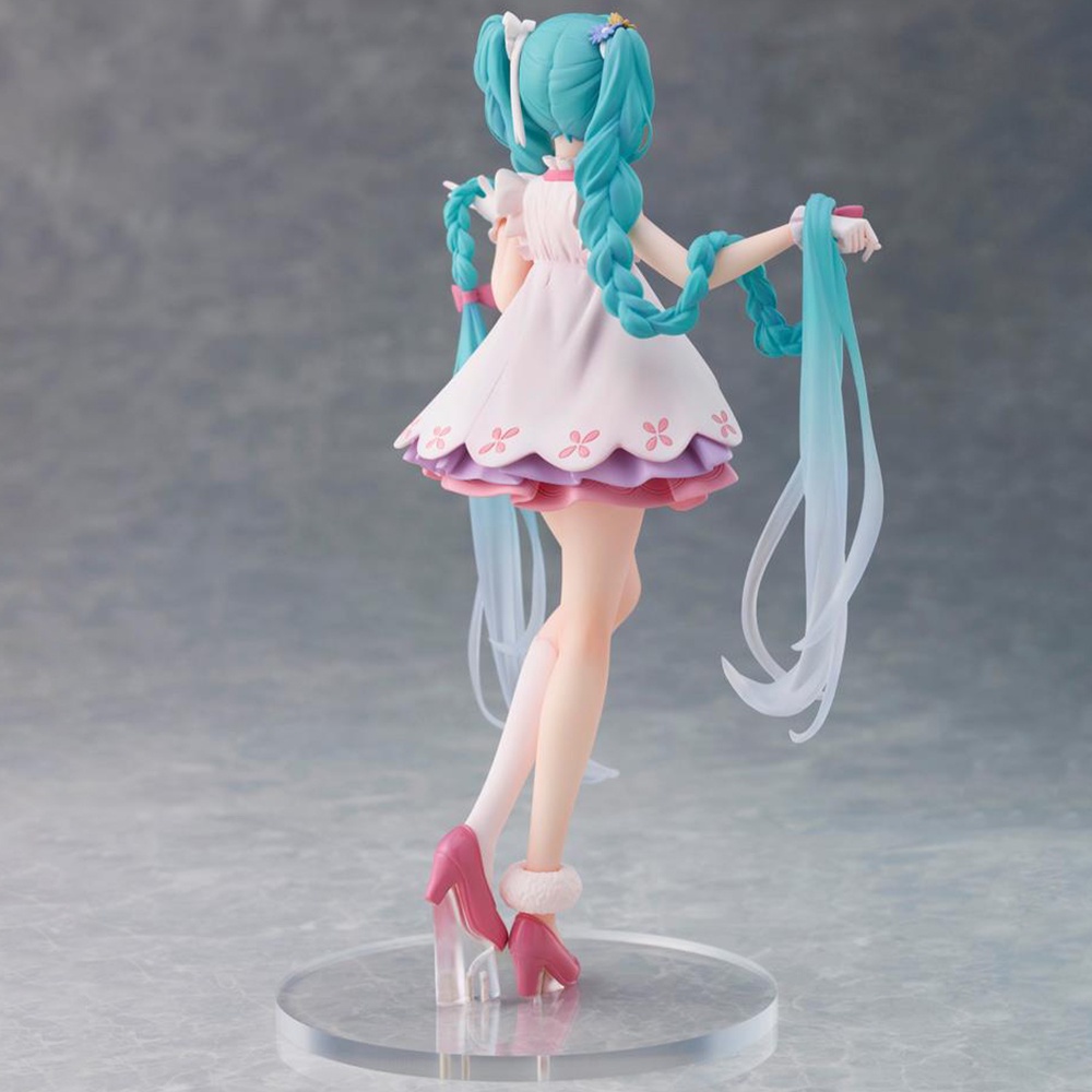 Mainan Action Figures Model Kartun Anime Hatsune Miku Sakura Pink 20CM Bahan PVC Untuk Dekorasi Desktop