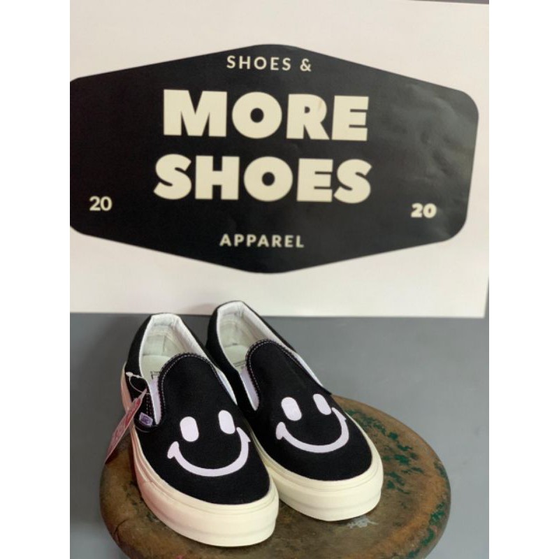 VansSlipOnSmile