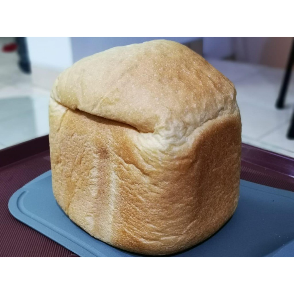 

Fresh homemade roti tawar