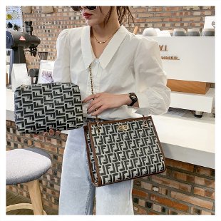 ( 2PC 1KG ) GTBI998878339 New Arrival  !!!  Tas Selempang Wanita Import  Premium Terbaru+WALLET
