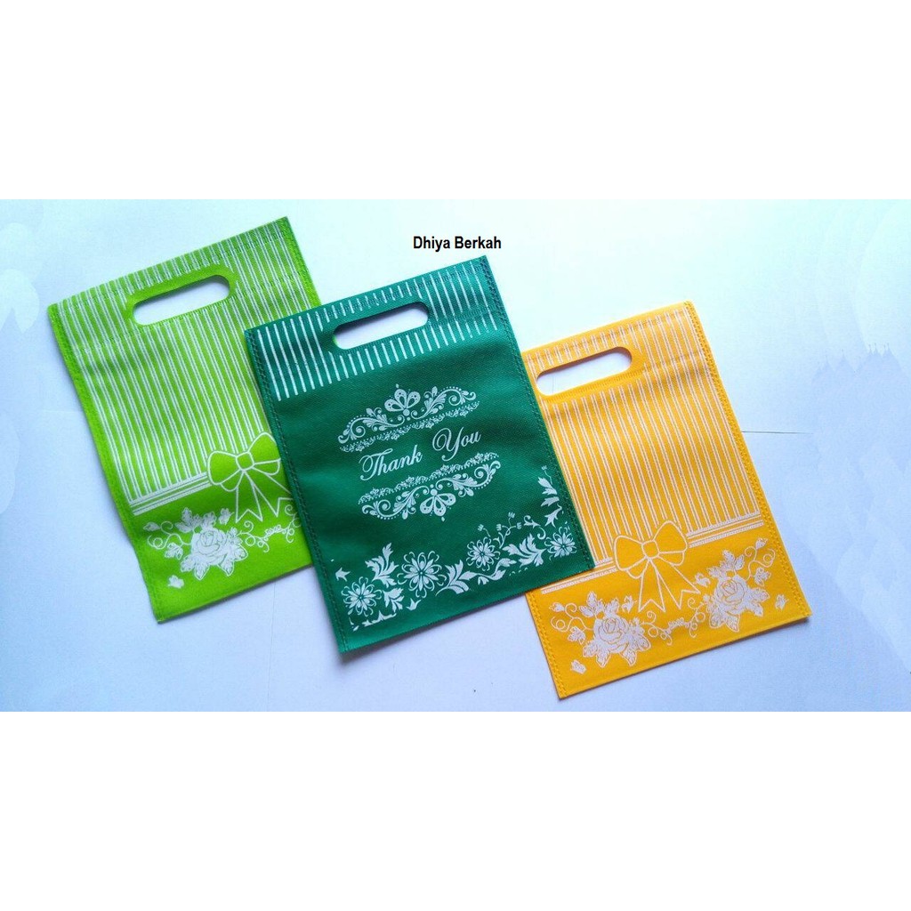

[ 20 x 26 ] Goodie Bag / Spunbond / Tas Oval Motif
