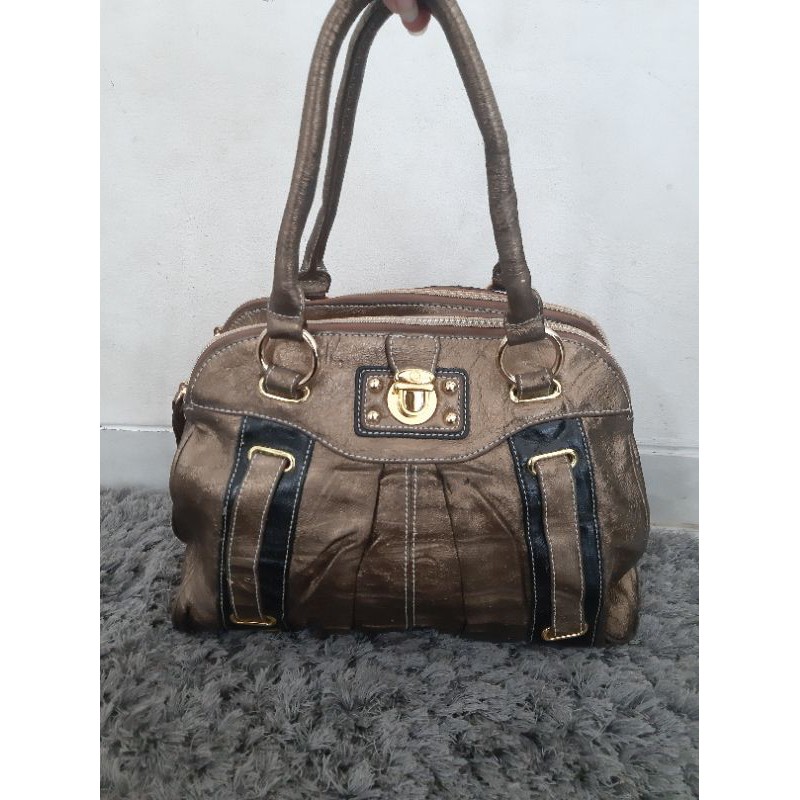 Tas Gold Roberta di Camerino