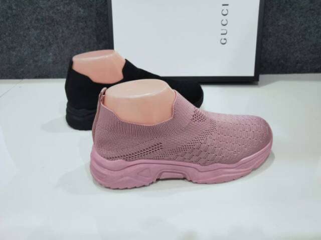 Sepatu dewasa sepatu wanita import bahan rajut halus lembut