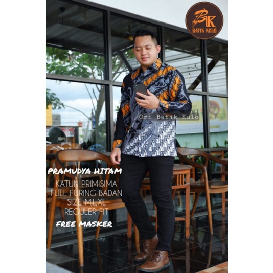 kemeja batik Pramudya hitam