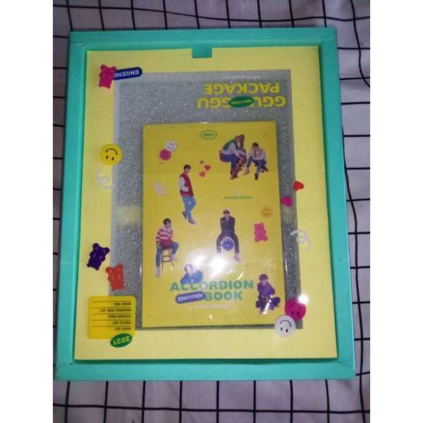 outbox accordion book gguggu package enhypen