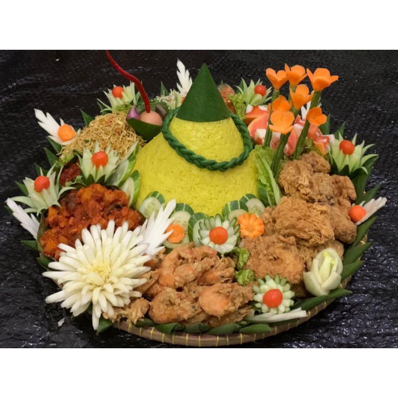 

Nasi Tumpeng
