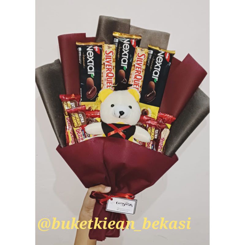 

buket snack / buket ulang tahun / buket wisuda / buket boneka / buket sempro