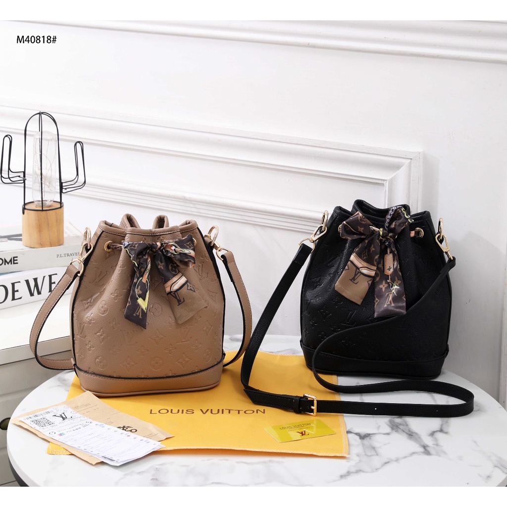 Bucket Bag With #M40818