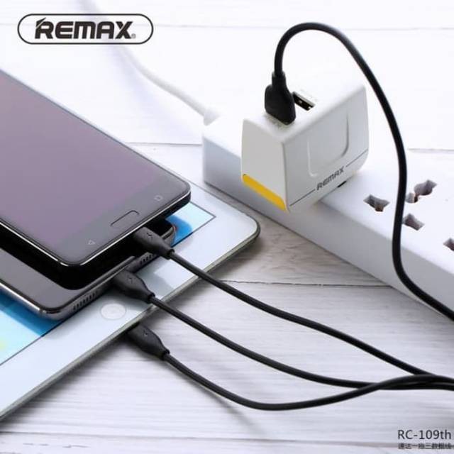 Kabel Data Remax SUDA 3 in 1 Fast Charger Micro USB Lightning Type C