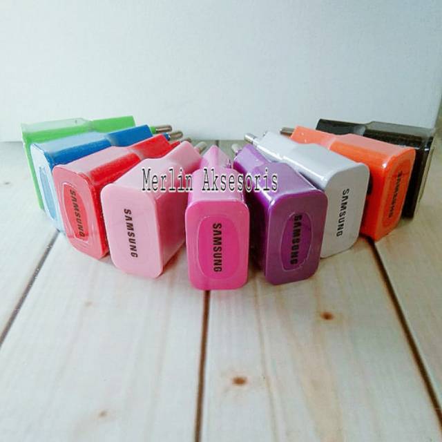 Samsung Batok Charger  Colours 1A per pcs