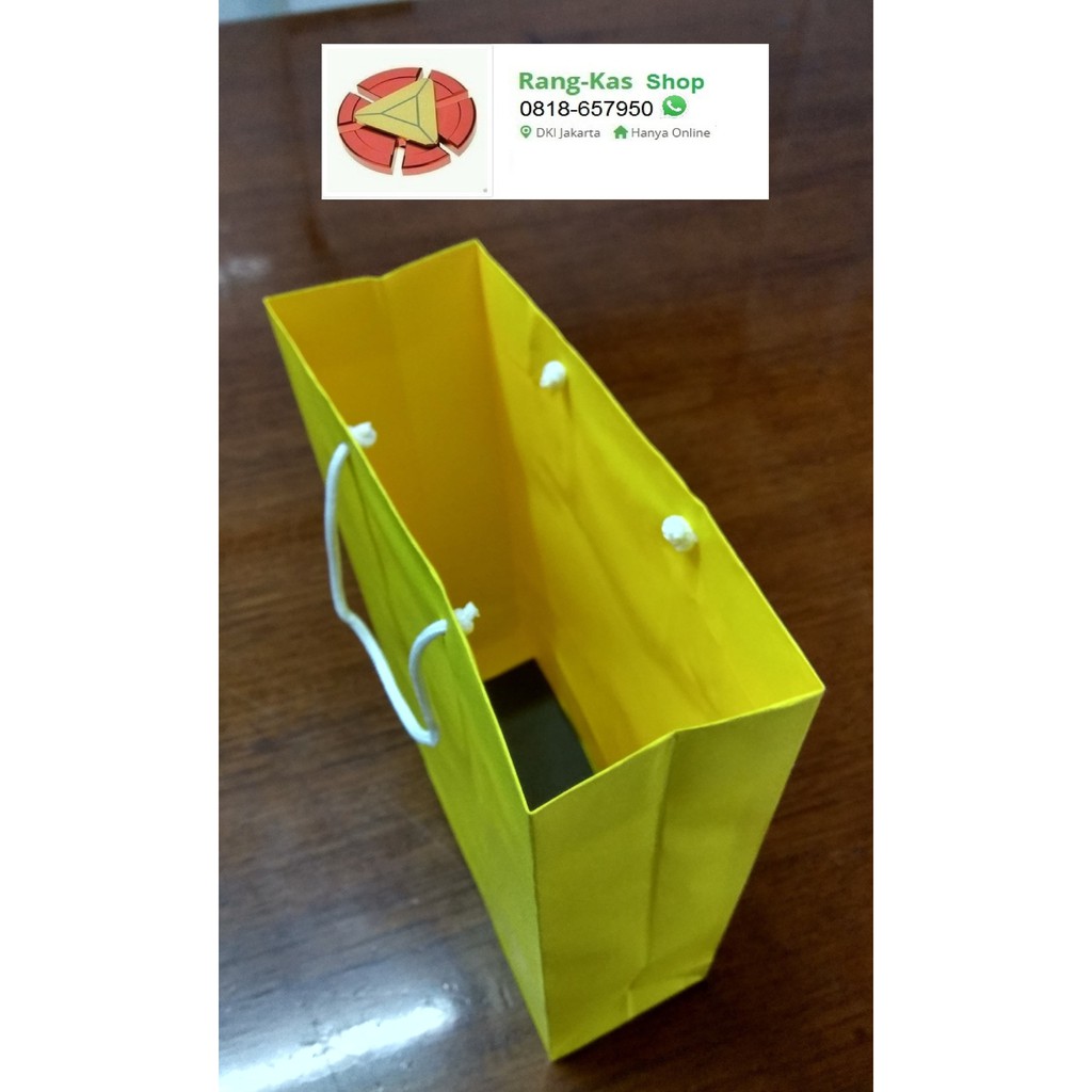 

FRESH Paper bag POLOS KUNING Small Buku Karton doff ISTIMEWA