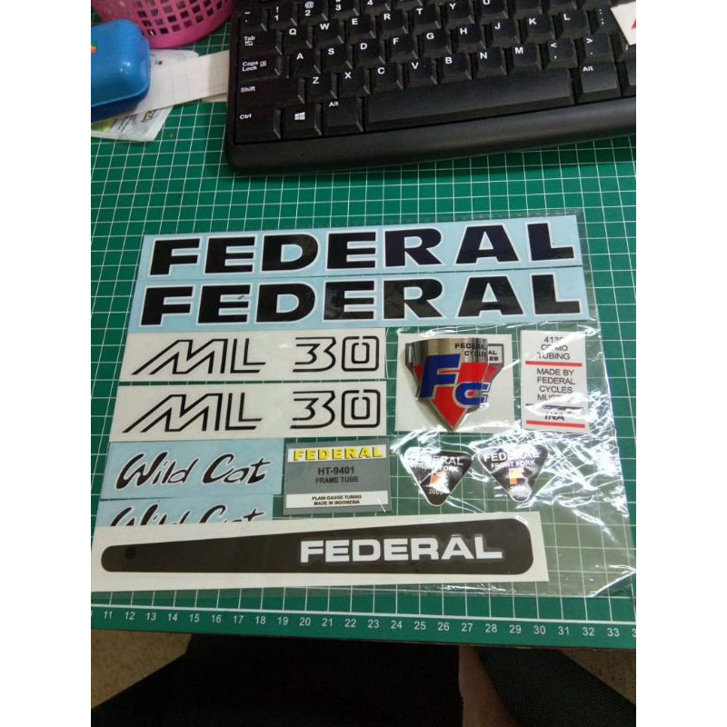 stiker dan emblem federal wild cat ml 30
