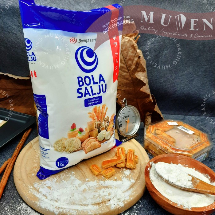 

b011tee Tepung Terigu Bungasari Bola Salju 1 Kg Premium / Protein Sedang Da01D100