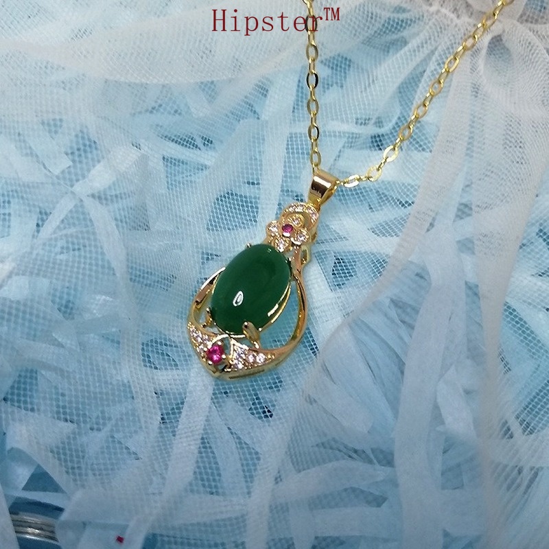 New Hot Sale Fashion Elegance Retro Emerald Pendant Gold Necklace