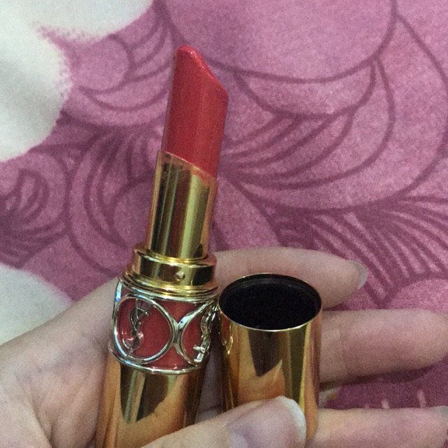 LIPSTICK YSL rouge volupte shine