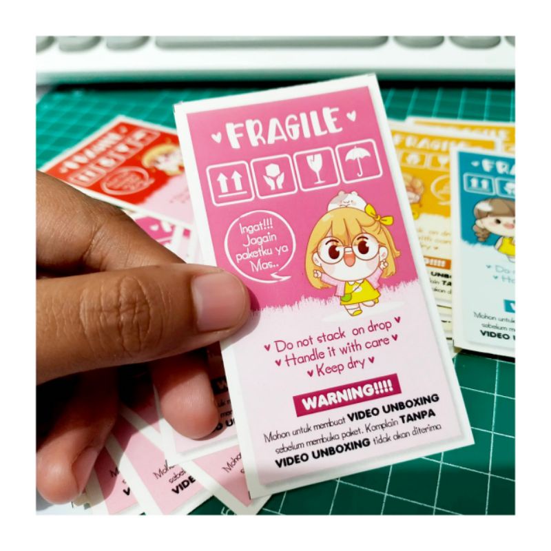 

[ ISI 30 PCS ] STIKER FRAGILE DESAIN UNIK / STIKER FRAGILE LUCU KEKINIAN