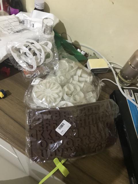 33pcs Cetakan Plunger Fondant Untuk Dekorasi Kue