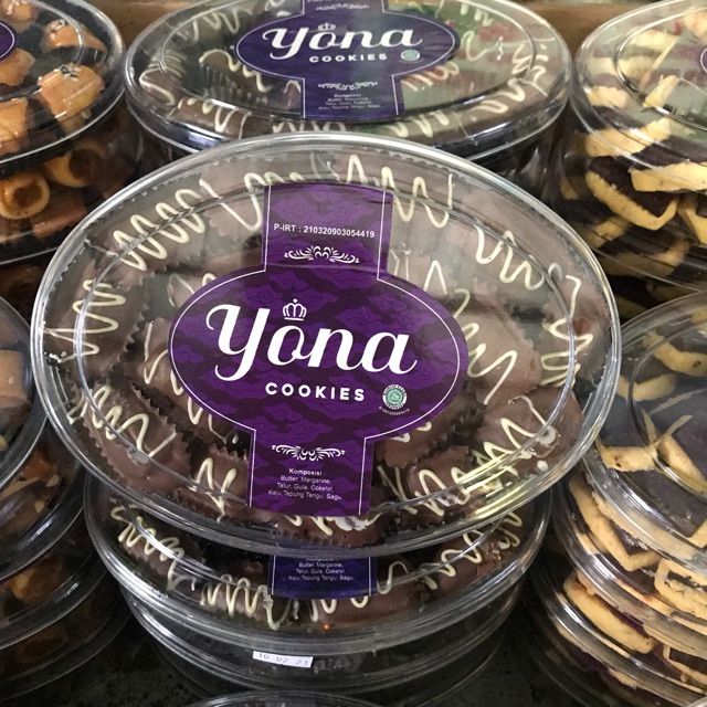 

Ladycap by Yona Cookies