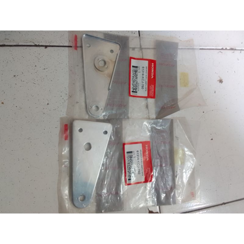 KUPINGAN LAMPU DEPAN TIGER MEGAPRO LAMA SEPASANG ORIGINAL