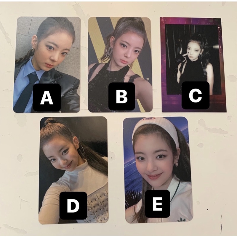 ITZY Lia guess who soundwave benefit fansign fs photocard pc