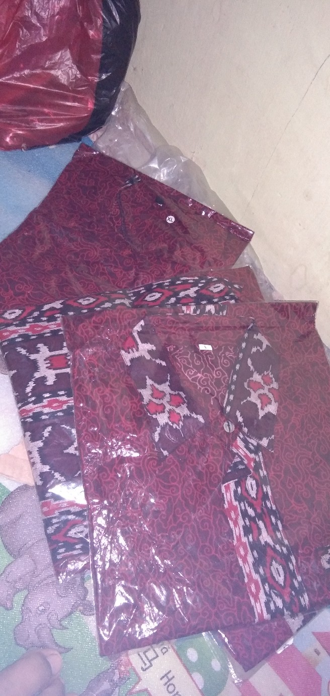 Batik Couple Keluarga Bestseller Termurah Motif Megamendung Merah
