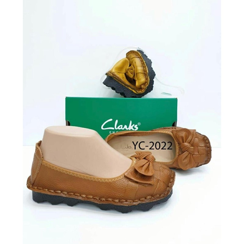SALE Sepatu CLARKS Original