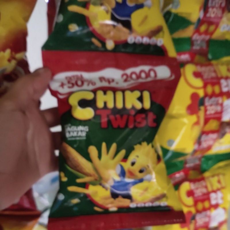 

chiki twist chiki snack