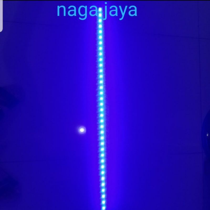 Lampu celup aquarium 100 cm warna biru lampu led aquarium
