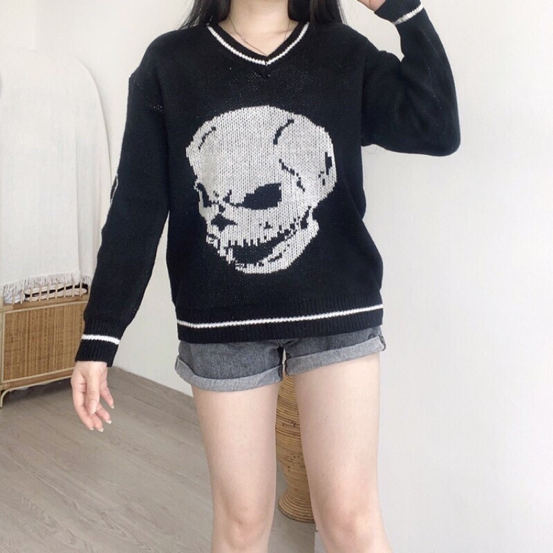 Bianca skull sweater | SWEATER RAJUT TEBAL TENGKORAK