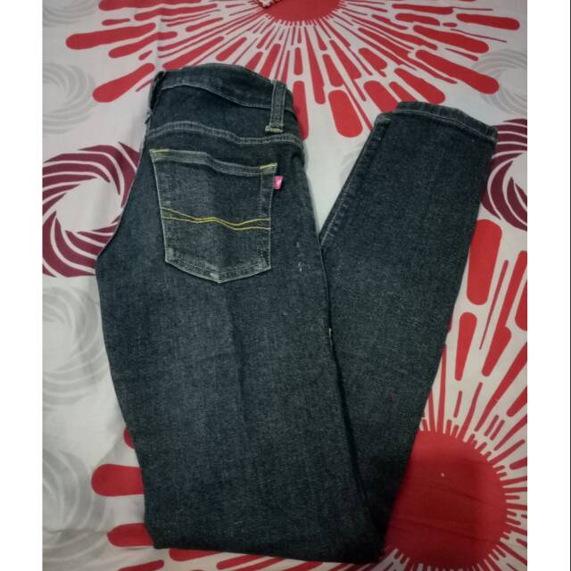 Preloved ninety degrees jeans