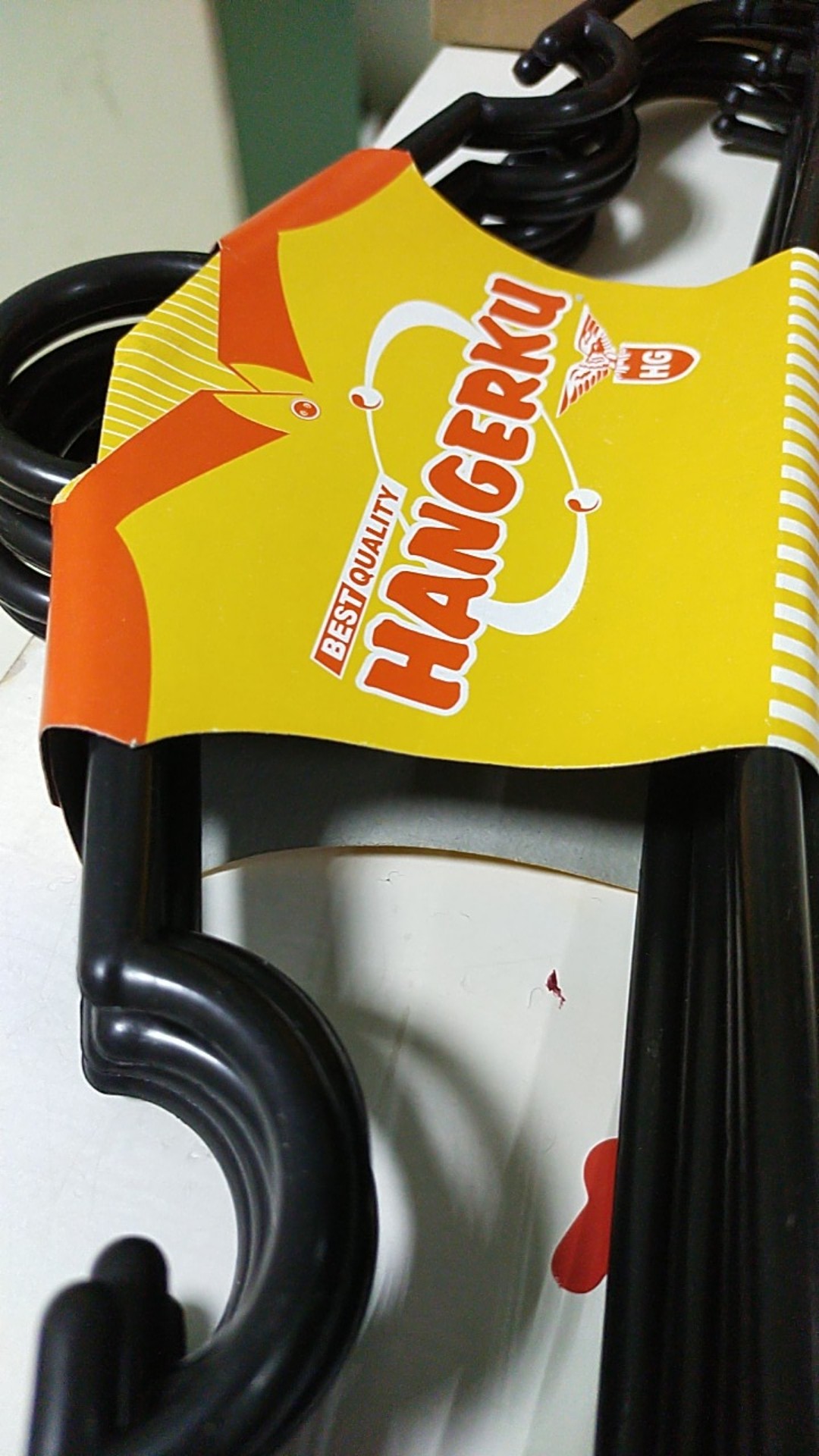 Hanger Plastik / Gantungan Baju (isi 6 Pcs)