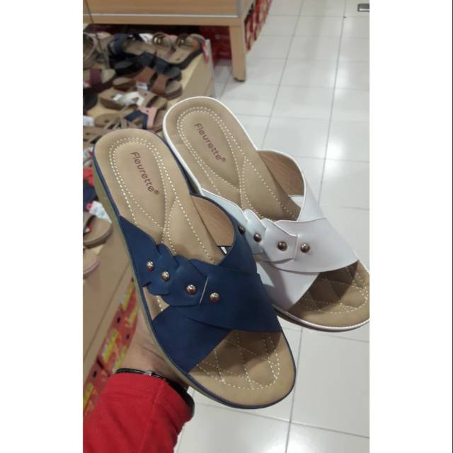 Sepatu wanita fleurette sandal wedges