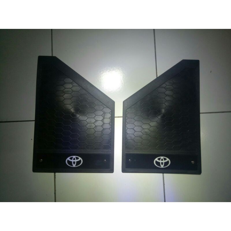 karpet lumpur/ mudguard 1 set isi 2 model miring