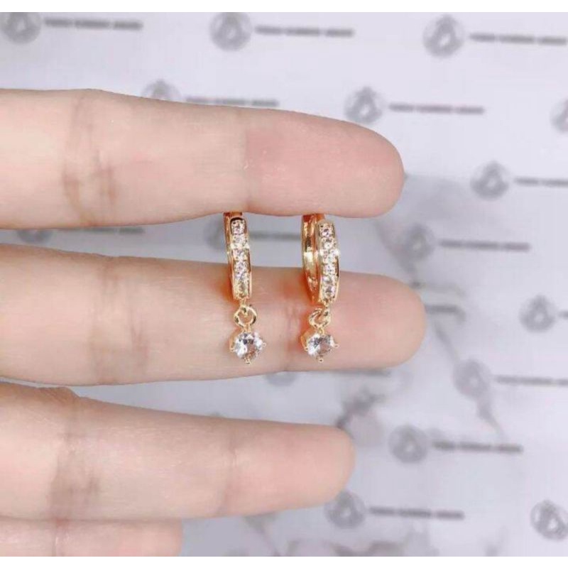 ANTING TITANIUM KLIP PERMATA WARNA GOLD PERHIASAN WANITA DEWASA