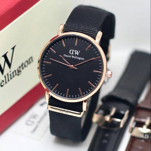Jam tangan wanita daniel wellington paket 1 tali