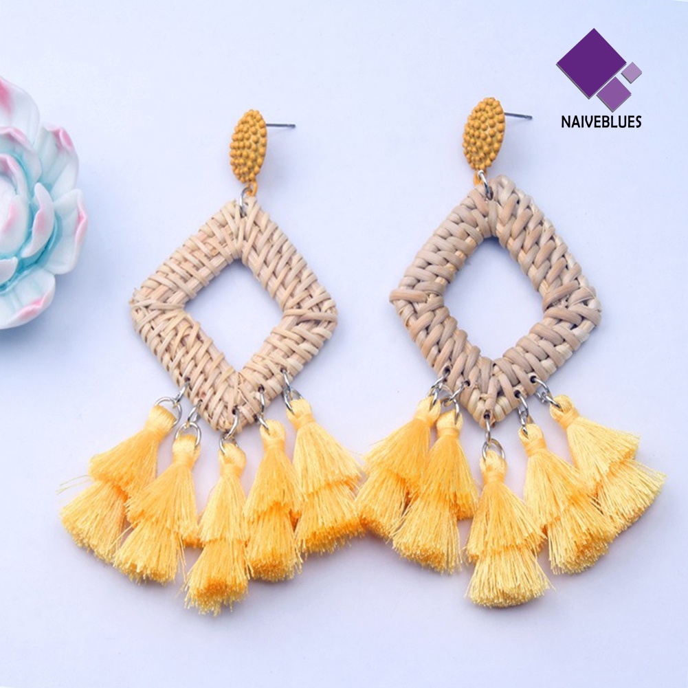 Anting Stud Juntai Bentuk Belah Ketupat Hollow Bahan Rotan Gaya Boho Untuk Wanita