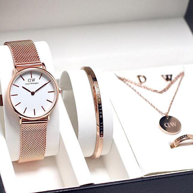 Original Jam Tangan Wanita Set Paket Premium WD Pasir Premium Kekinian