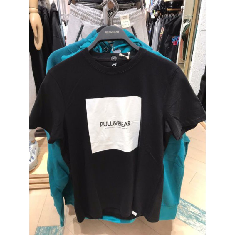 [ JASTIP ] Kaos/ Tshirt Pria Logo Square PULL&BEAR