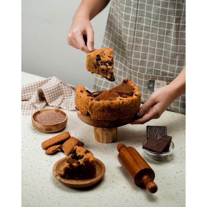 

TERLARIS PIPILTIN COCOA - MIXED COOKIE DOUGH ROUND ORIGINAL, BISCOFF, CARAMEL MAKANAN & MINUMAN