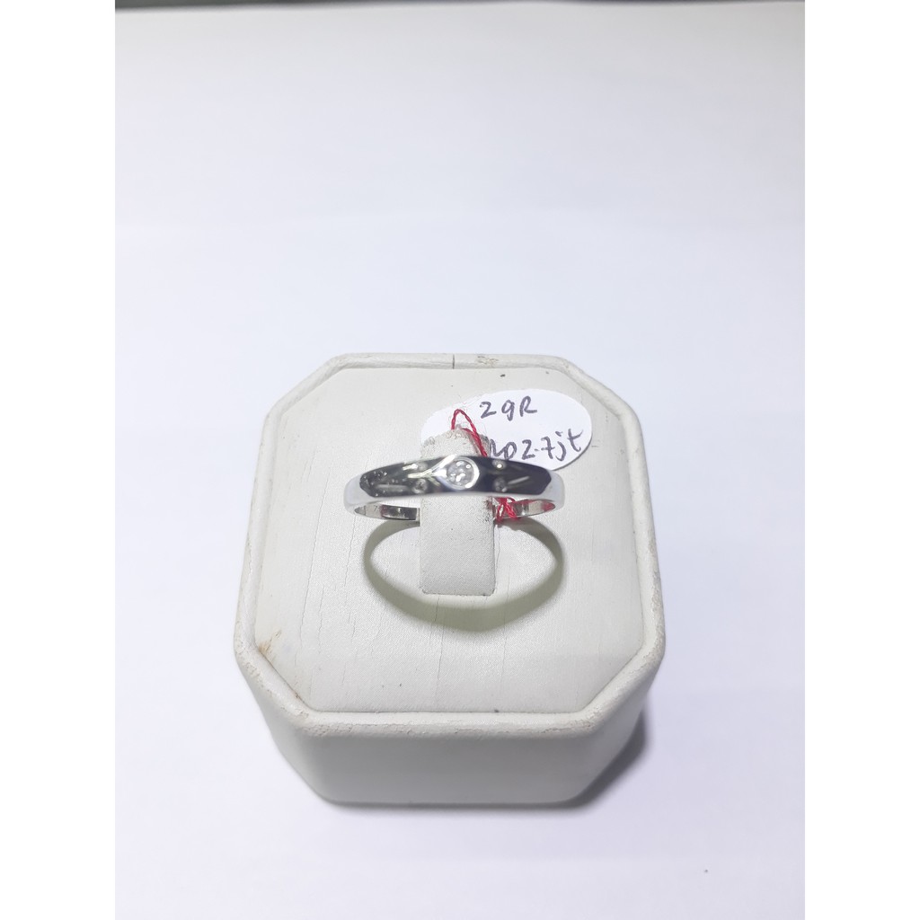 Cincin berlian emas putih 75% berat 2 gram ukuran 19 dan 20. White gold diamond ring