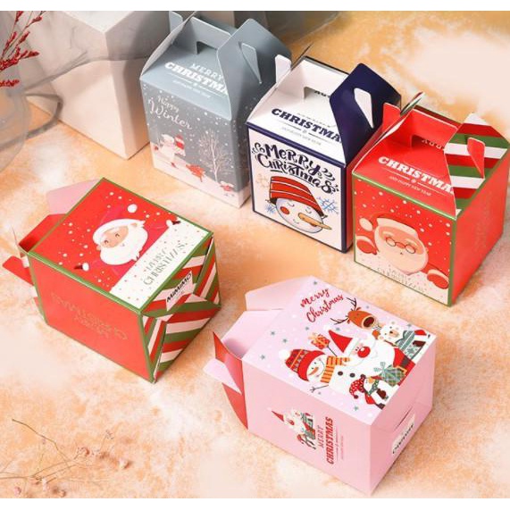 

BOX KOTAK BINGKISAN KADO NATAL HAMPERS GIFT / KOTAK SOVENIR NATAL - RANDOM