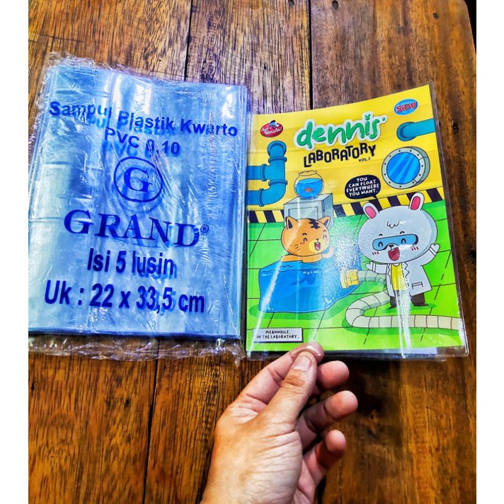 

Sampul buku Plastik Mika Quarto pvc 0.10 micron (1 pack)
