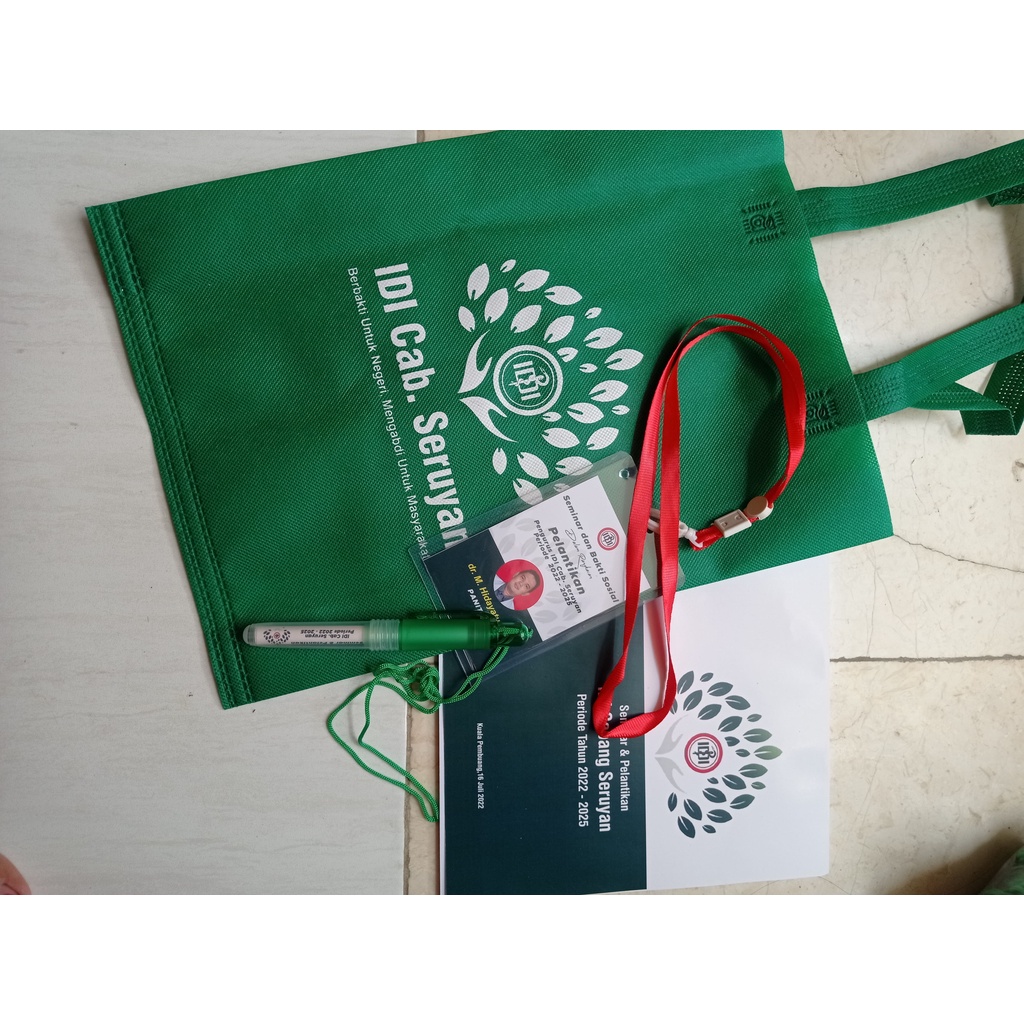 

SEMKIT, NOTE,PEN,TAS,NAMETAG, PAKET LENGKAP CEPAT