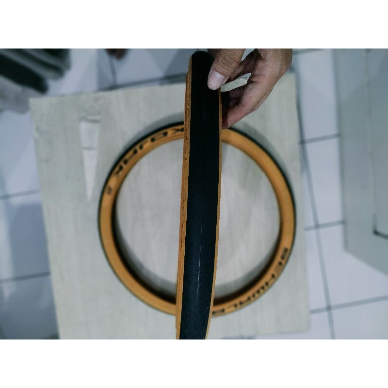 Ban luar sepeda lipat 16 plus 349 schwalbe kojak