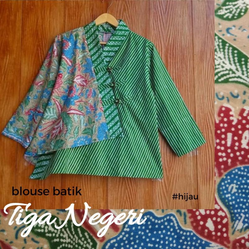 BLUS ATASAN BATIK WANITA BUSUI | Blouse Batik Tiga Negeri