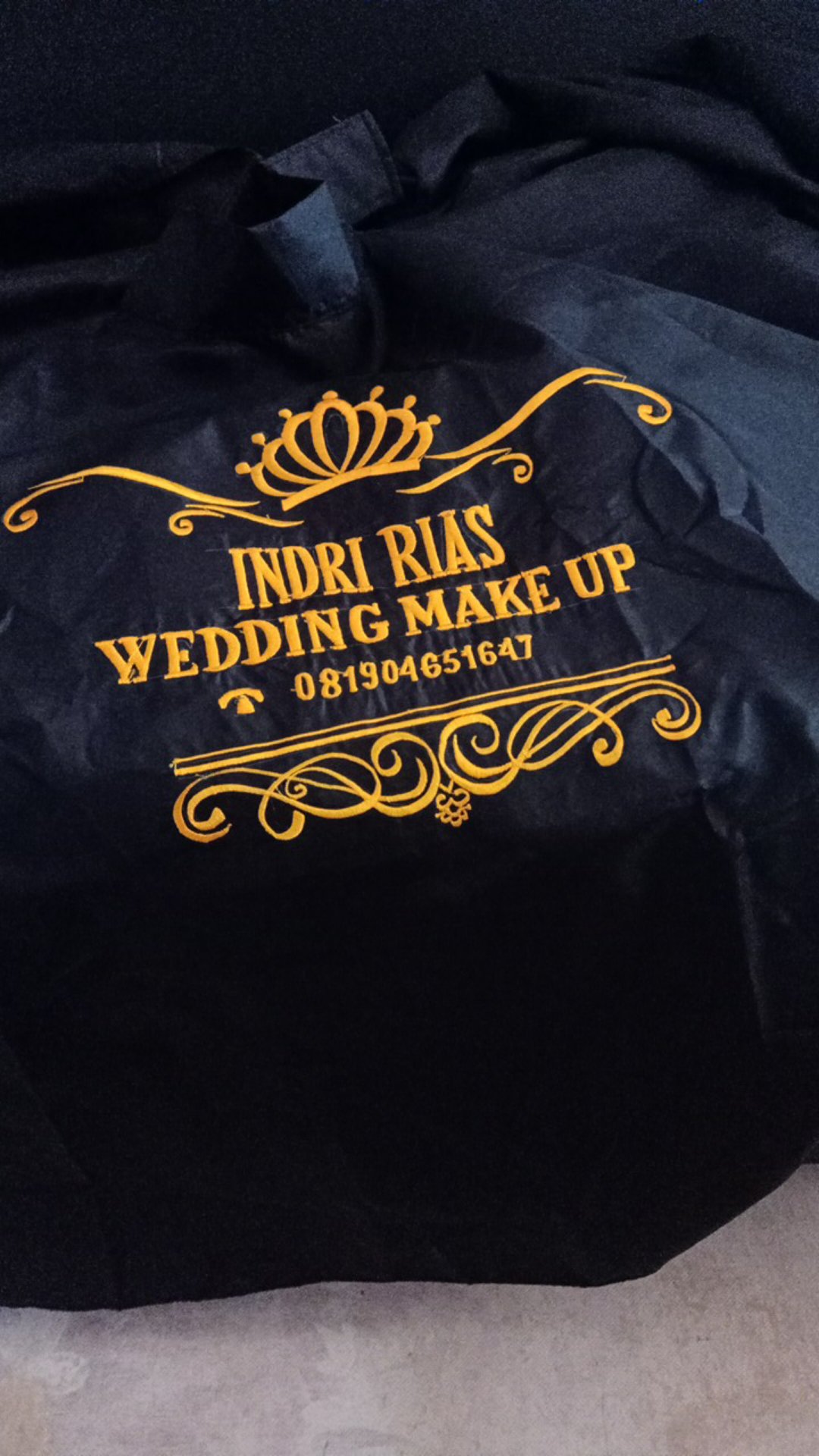 Cape Atau Celemek Satin