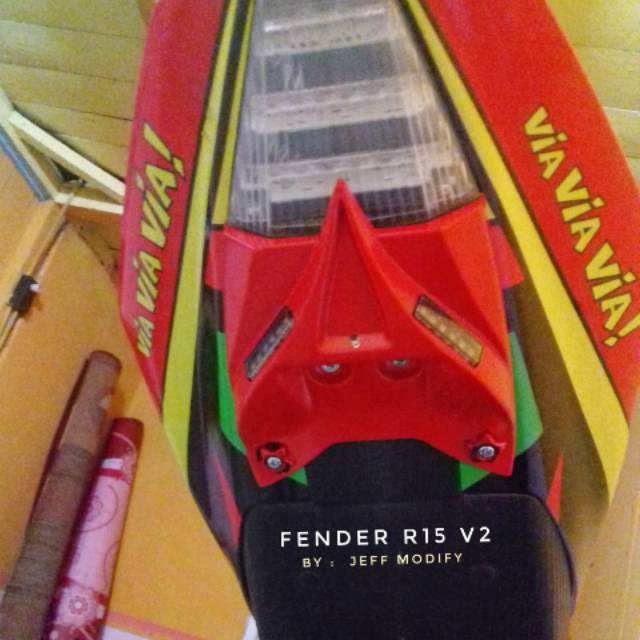 Fender R15 v2 Undertail R15 old