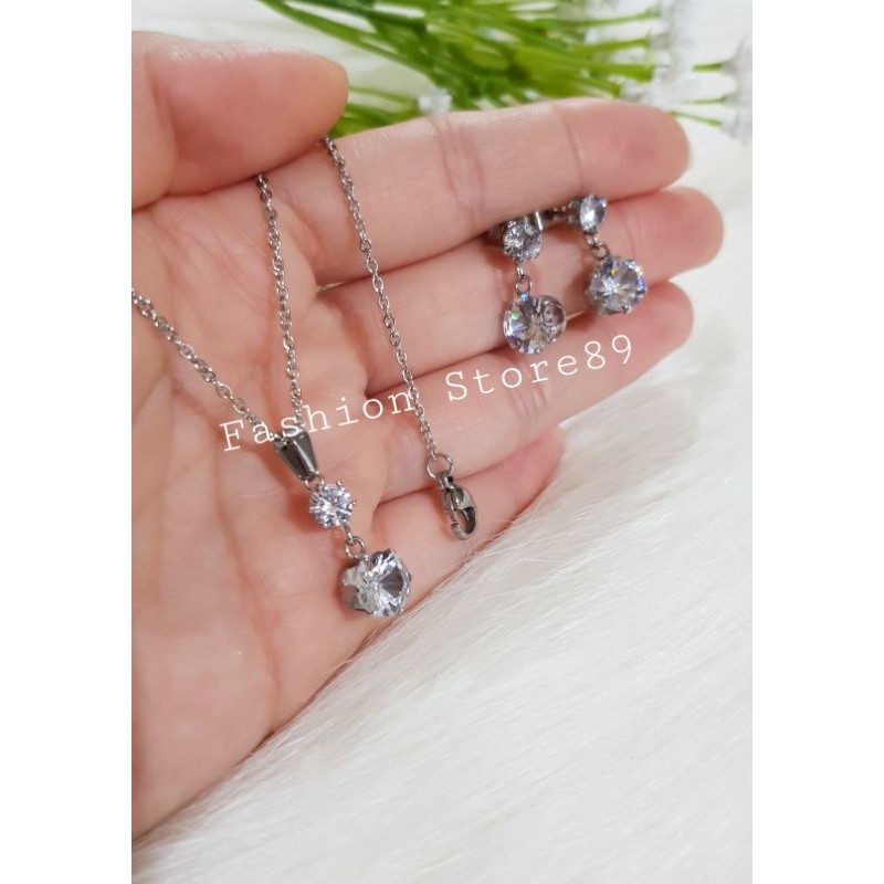 Ready Kalung Set titanium permata zircona titanium set kalung anting gold white import antikarat