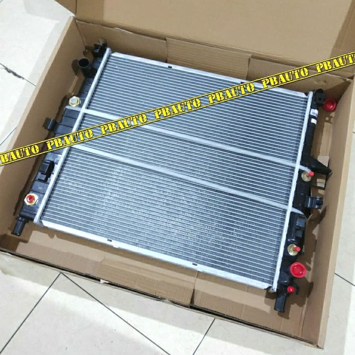 Radiator w163 ML320 BEHR Mercedes Benz